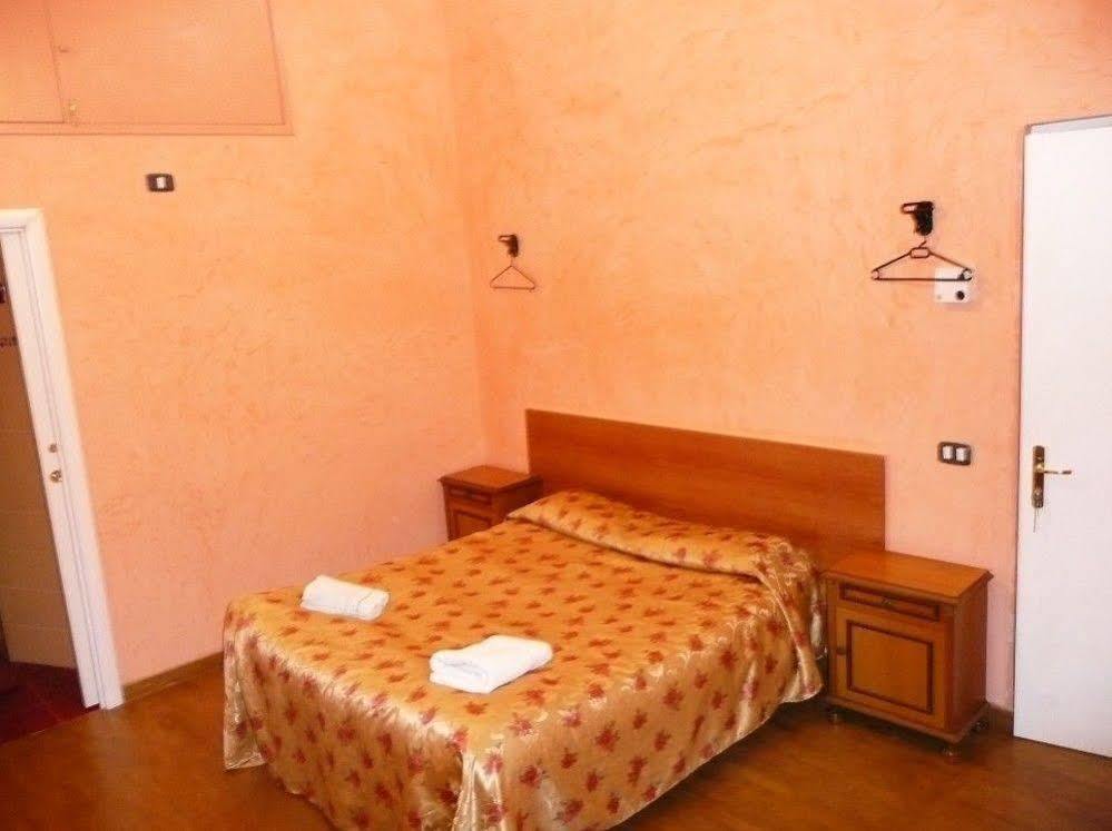 Magic Place Guest House Рим Экстерьер фото